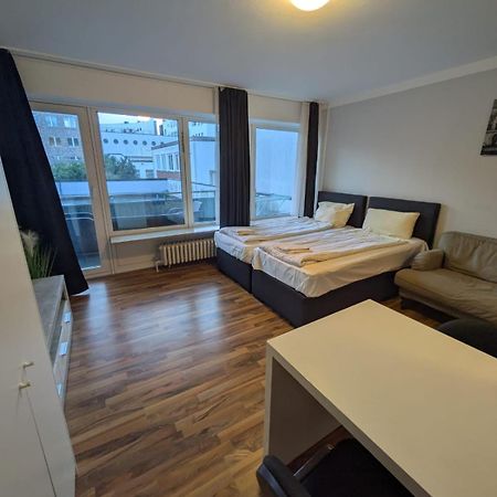 Neumünster 1,5-Zimmer Apartment Mit Balkon Am Hauptbahnhof מראה חיצוני תמונה