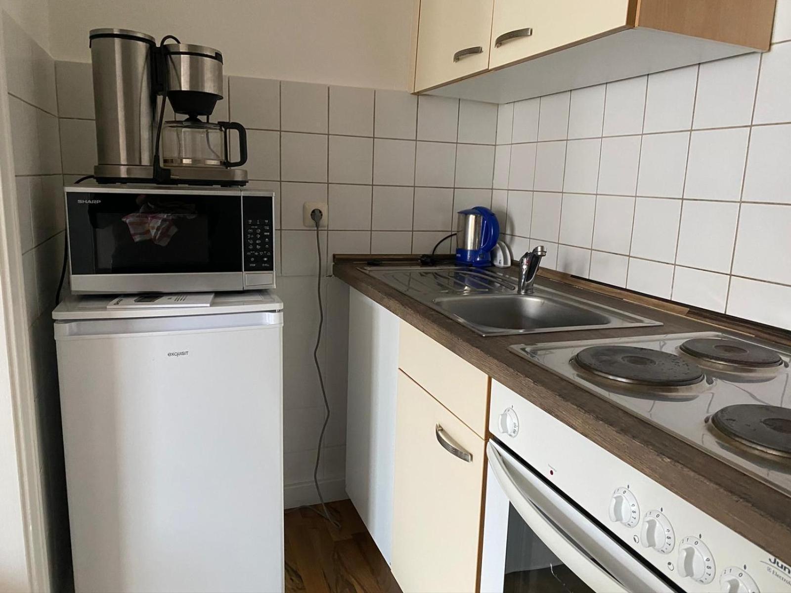 Neumünster 1,5-Zimmer Apartment Mit Balkon Am Hauptbahnhof מראה חיצוני תמונה